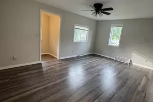 922 S River St, Shawano, WI 54166 - Photo 11
