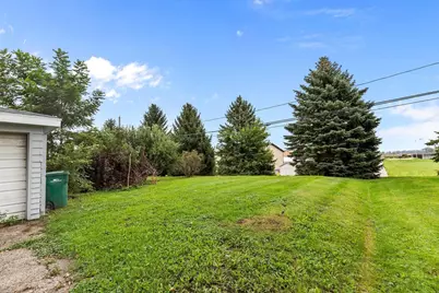 525 S Grove Street, Waupun, WI 53963 - Photo 3