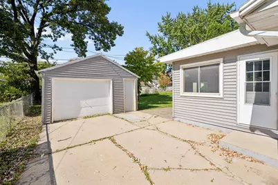 937 Gail Avenue, Neenah, WI 54956 - Photo 17