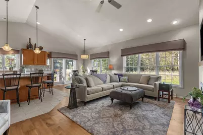 3889 N Crosscreek Circle, Appleton, WI 54913 - Photo 11