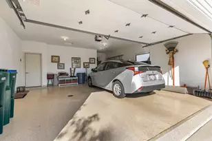 3889 N Crosscreek Cir, Appleton, WI 54913 - Photo 33
