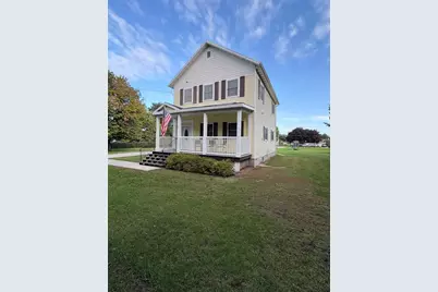 221 Bridge Street, Oconto, WI 54153 - Photo 7