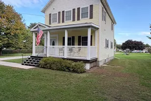 221 Bridge St, Oconto, WI 54153 - Photo 7
