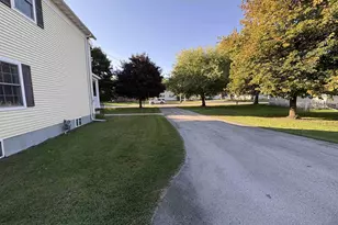 221 Bridge St, Oconto, WI 54153 - Photo 13
