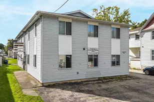815 Woodland Ave, Oshkosh, WI 54901 - Photo 3