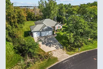 2282 Willow Way Drive, Oshkosh, WI 54904 - Photo 71