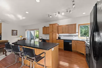 2282 Willow Way Drive, Oshkosh, WI 54904 - Photo 7