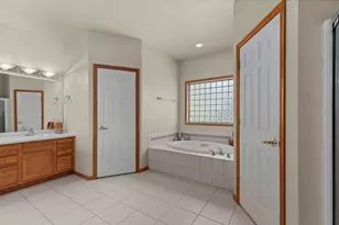 2282 Willow Way Dr, Oshkosh, WI 54904 - Photo 25