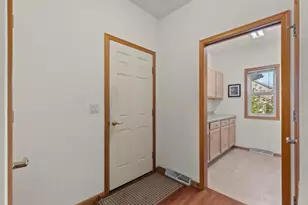 2282 Willow Way Dr, Oshkosh, WI 54904 - Photo 37