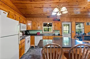 W9999 Terri Ln, Crivitz, WI 54114 - Photo 37