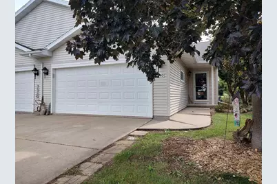 1040 4th Street, Fond du Lac, WI 54935 - Photo 1
