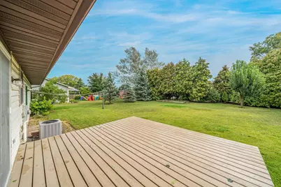 2824 Sullivan Avenue, Kaukauna, WI 54911 - Photo 3