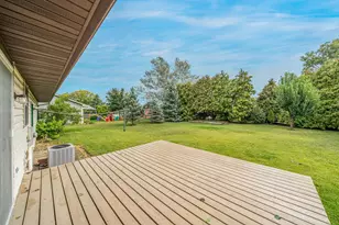 2824 Sullivan Ave, Kaukauna, WI 54911 - Photo 3