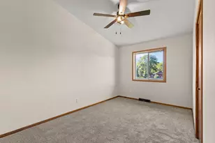 1604 Primrose Ln, Fond du Lac, WI 54935 - Photo 21