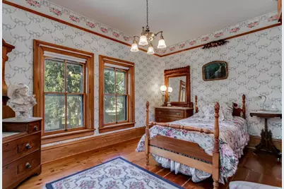 516 E Forest Avenue, Neenah, WI 54956 - Photo 27