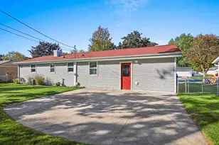 923 Amhart Dr, De Pere, WI 54115 - Photo 29