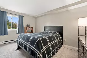 1735 Maricopa Dr, Oshkosh, WI 54904 - Photo 9