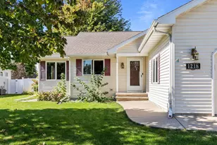 1218 Chelsea Ct, Menasha, WI 54952 - Photo 45