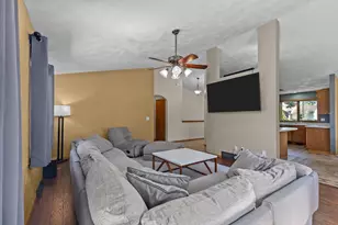 1218 Chelsea Ct, Menasha, WI 54952 - Photo 7