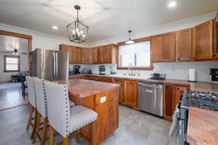 725 Shearer St, Waupaca, WI 54981 - Photo 5