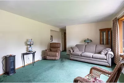 4810 W Wildflower Lane, Appleton, WI 54914 - Photo 5