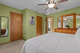 1270 Snowdon Dr, Oshkosh, WI 54904 - Photo 15