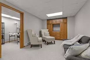1270 Snowdon Dr, Oshkosh, WI 54904 - Photo 25