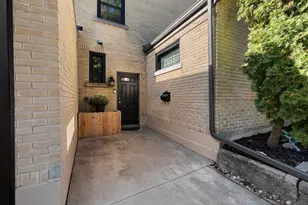 526 N Broadway St, De Pere, WI 54115 - Photo 9