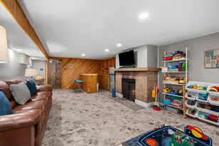 526 N Broadway St, De Pere, WI 54115 - Photo 63