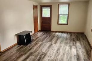 1415 N Erb St, Appleton, WI 54911 - Photo 5