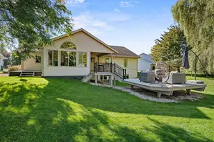 720 Hickory Valley Ct, De Pere, WI 54115 - Photo 35