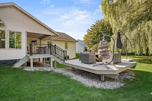 720 Hickory Valley Ct, De Pere, WI 54115 - Photo 39