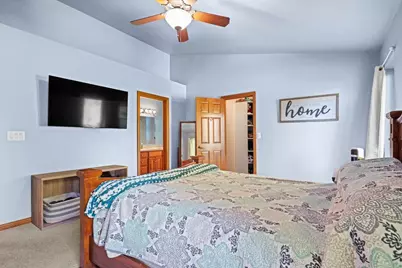 720 Hickory Valley Court, De Pere, WI 54115 - Photo 17