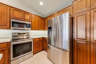 2276 Lost Dauphin Rd, De Pere, WI 54115 - Photo 15