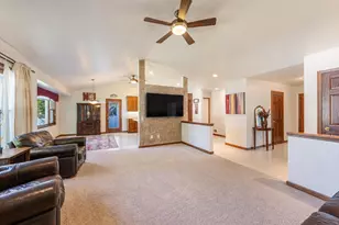 2276 Lost Dauphin Rd, De Pere, WI 54115 - Photo 5