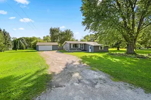6649 Co Rd R, Oshkosh, WI 54902 - Photo 39