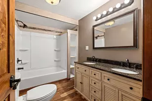 1123 Crooks St, Green Bay, WI 54301 - Photo 25