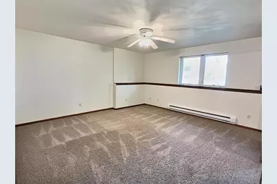 1642 Lincoln Avenue, Omro, WI 54963 - Photo 7