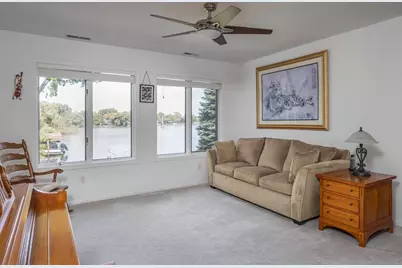 1936 E Murdock Avenue, Oshkosh, WI 54901 - Photo 33