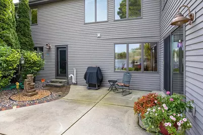 1936 E Murdock Avenue, Oshkosh, WI 54901 - Photo 73