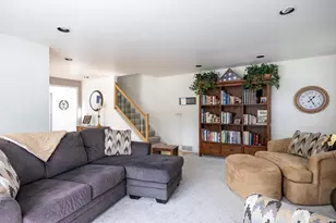 1936 E Murdock Ave, Oshkosh, WI 54901 - Photo 9