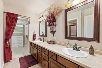 2422 E Tuscany Way, Appleton, WI 54913 - Photo 23