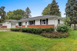 1315 April Ln, Green Bay, WI 54304 - Photo 21