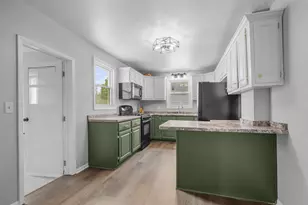 1345 Armstrong St, Marinette, WI 54143 - Photo 15