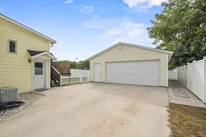 1345 Armstrong Street, Marinette, WI 54143 - Photo 41