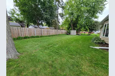 708 Kensington Road, Neenah, WI 54956 - Photo 29