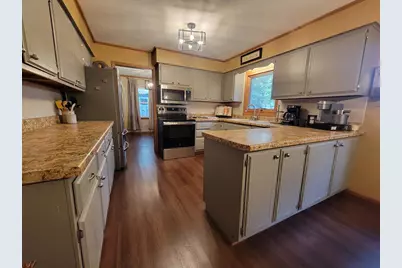 708 Kensington Road, Neenah, WI 54956 - Photo 5