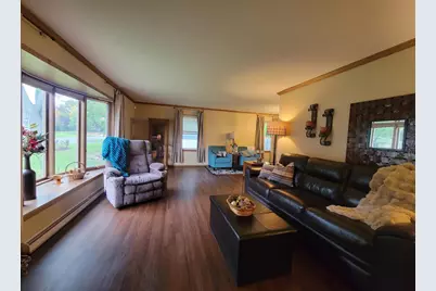 708 Kensington Road, Neenah, WI 54956 - Photo 7