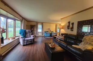 708 Kensington Rd, Neenah, WI 54956 - Photo 7