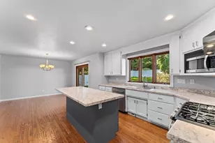 1610 King of Arms Dr, Green Bay, WI 54313 - Photo 11